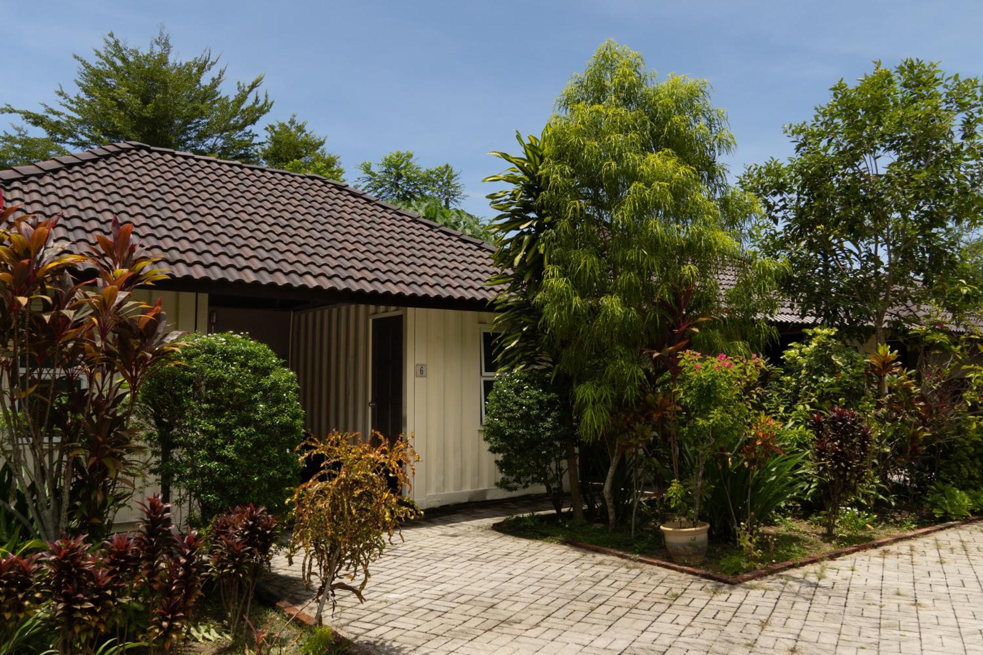 Ferienwohnung Bambu Getaway Kuah Exterior foto