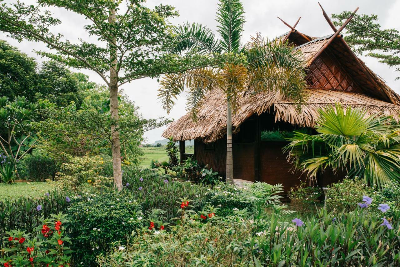 Ferienwohnung Bambu Getaway Kuah Exterior foto